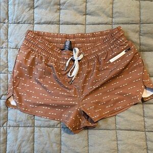 Vuori Women's clementine shorts